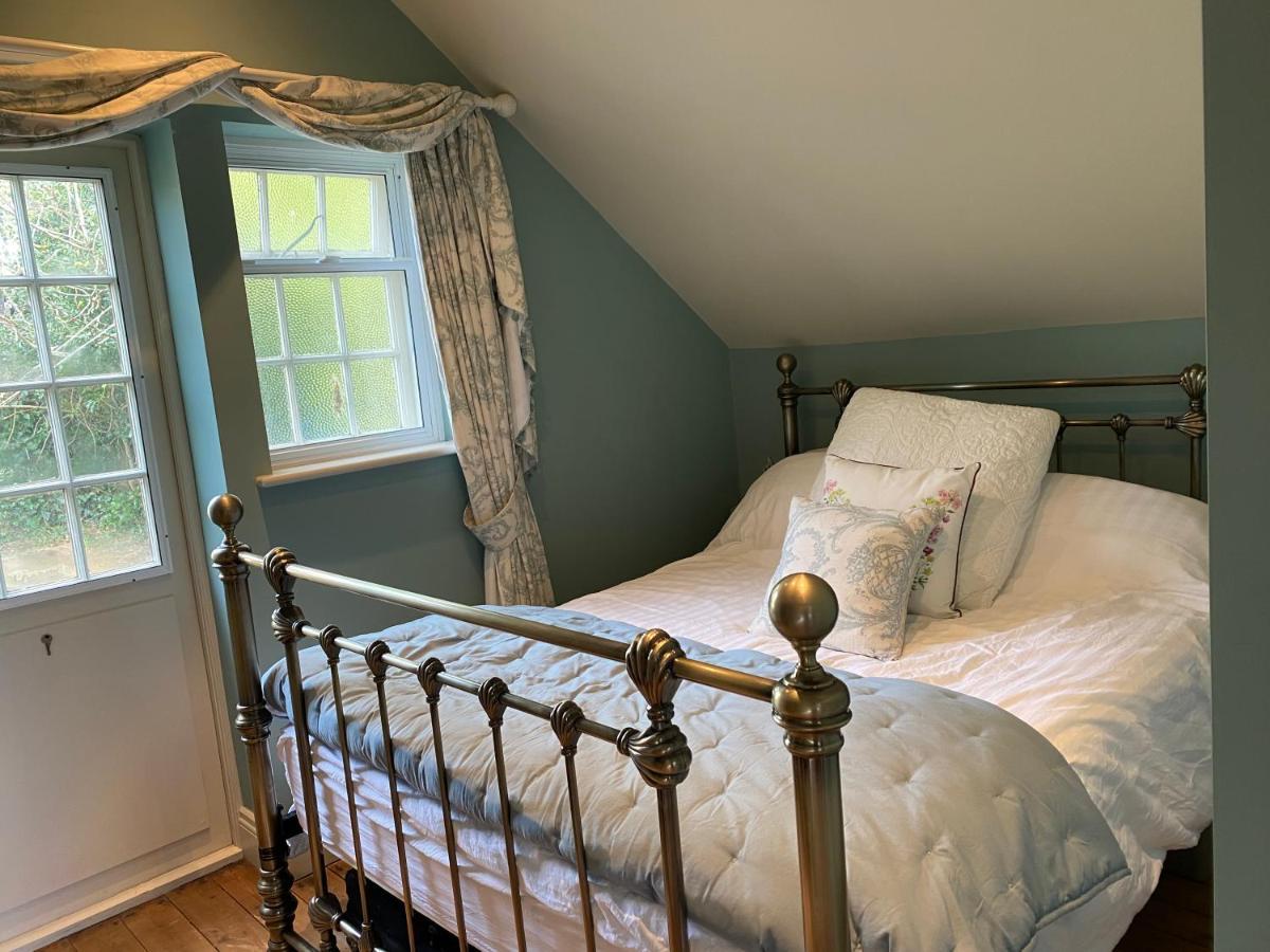 Monmouth House Apartments, Old Town, Dog Friendly, Parking Apartment *