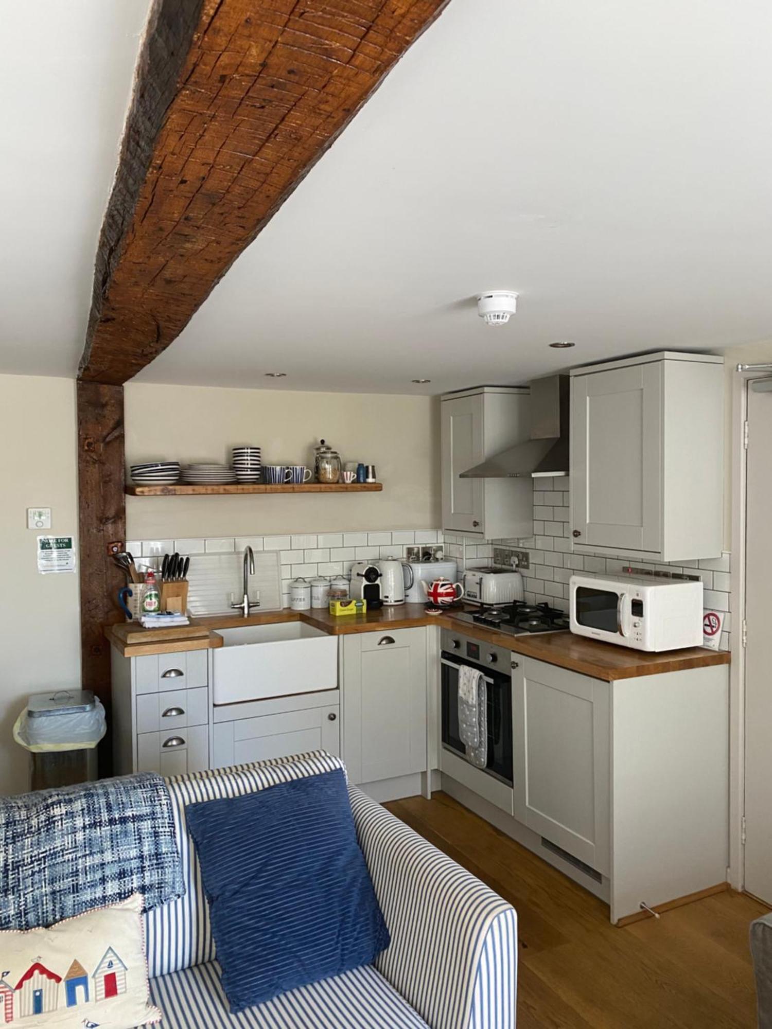 Monmouth House Apartments, Old Town, Dog Friendly, Parking