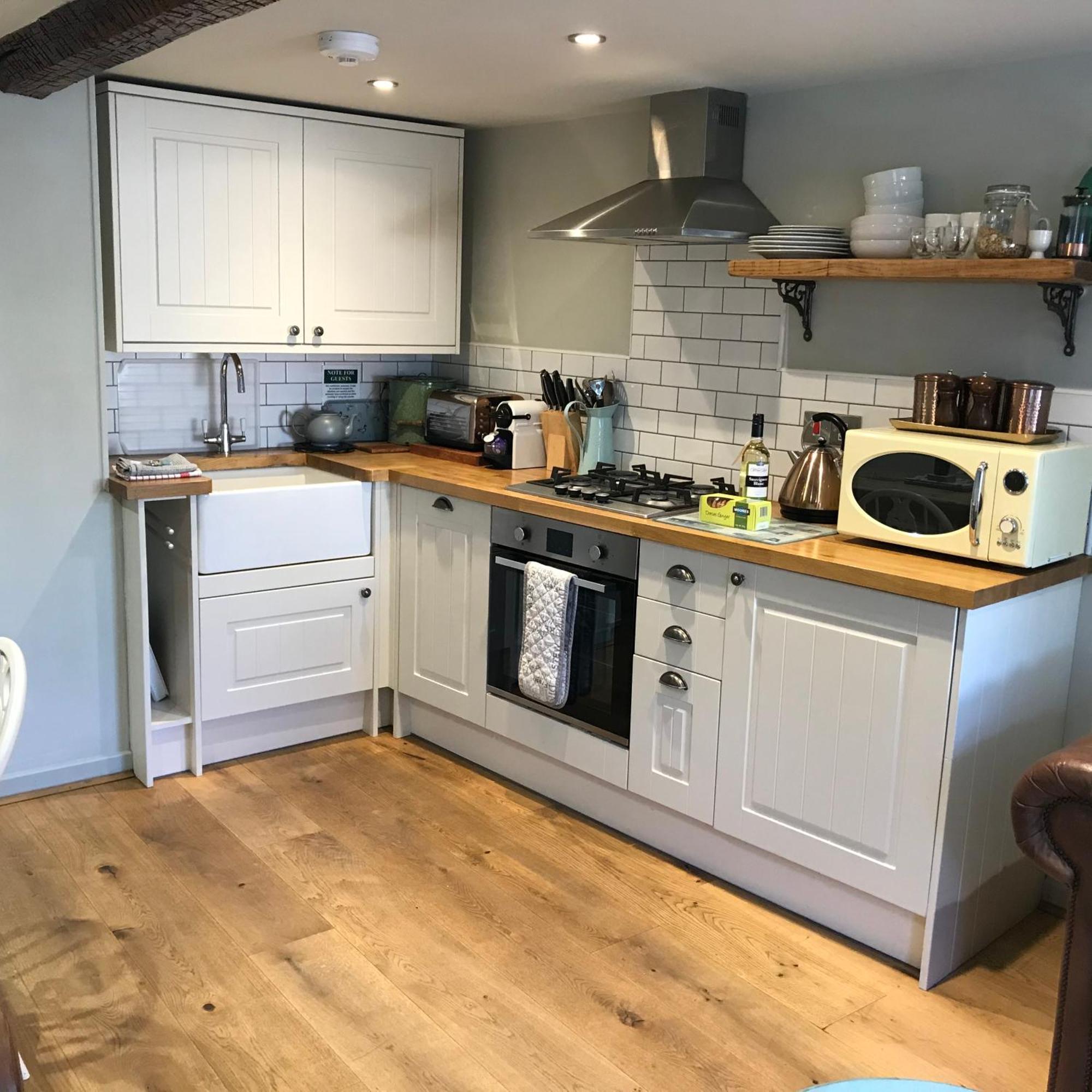 Apartment Monmouth House Apartments, Old Town, Dog Friendly, Parking *